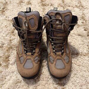 Vasque Breeze Gore-Tex XCR Hiking Boots-Women's 9 7465 Waterproof Vibram